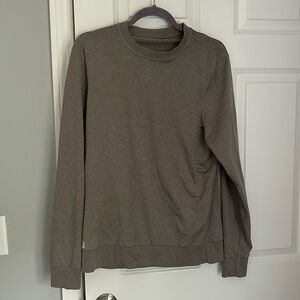 Vuori Lightweight Crewneck
